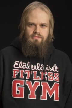 Jari Manninen interpreta Gert