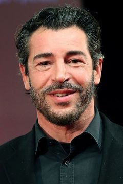 Xavier Lemaître interpreta Garnier