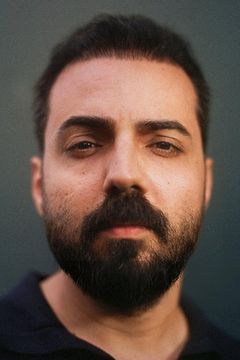 Majid Panahi interpreta Ali