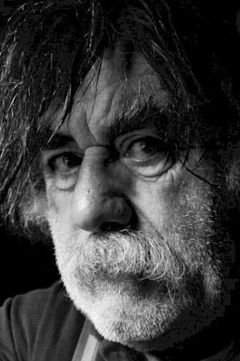 Roger Guidone interpreta M. Paul