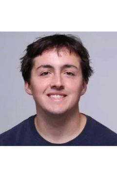 Hyde Healy interpreta Jake