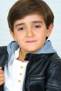 Adrián Gámiz Lara interpreta Víctor Niño