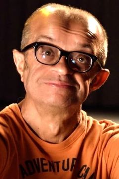 Francesco Scali interpreta Pippo Gimignani-Zarfati