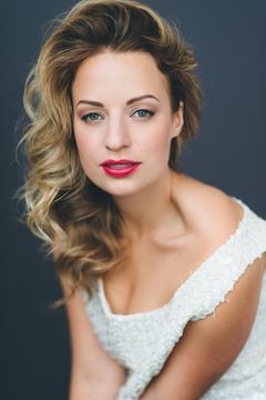 Karen Knox interpreta Ginger