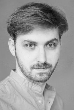 Stefan Huluba interpreta Igor