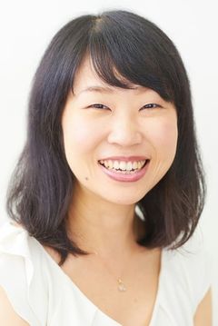Yuko Sasaki interpreta Maria (voice)