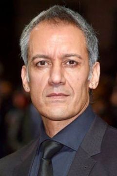 Tanveer Ghani interpreta Jawaharlal Nehru