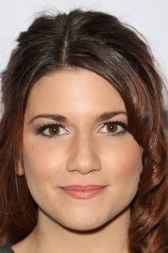 Elise Bauman interpreta Alma Beltran