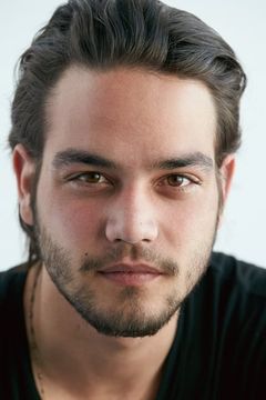 Daniel Zovatto interpreta Ramón