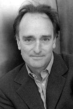 Mark Tandy interpreta Derek