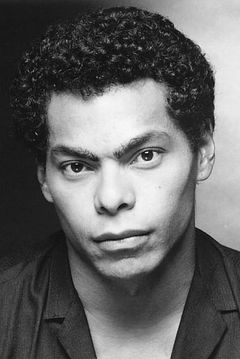 Marcus Chong interpreta Tank