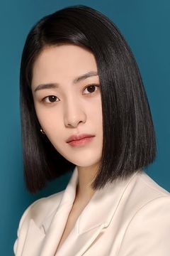 Lee Soo-kyung interpreta Bu Hyeon-sook