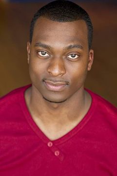 Randall McDonald interpreta Liquor Store Customer #2