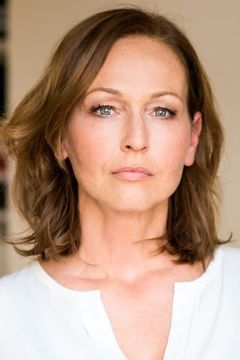 Beate Maes interpreta Elke Richter