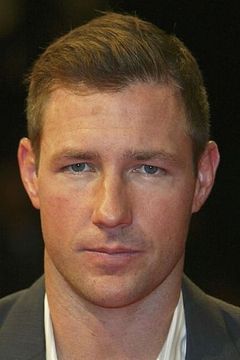 Edward Burns interpreta Jordy Warsaw