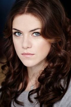 Kaniehtiio Horn interpreta Gum-Chewing Girl
