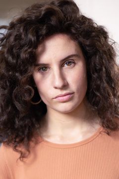 Maud Oulhen interpreta Female Concubine