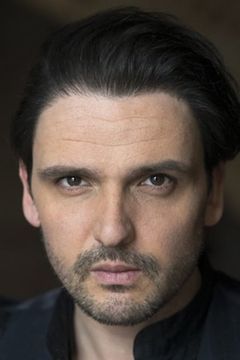 Sascha Göpel interpreta Helmut Rahn