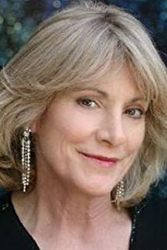 Melora Harte interpreta Additional Voices