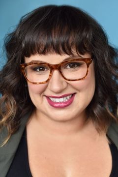Jana Schmieding interpreta Janet (voice)