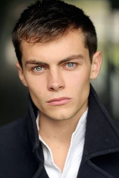 Freddy Carter interpreta Soldier