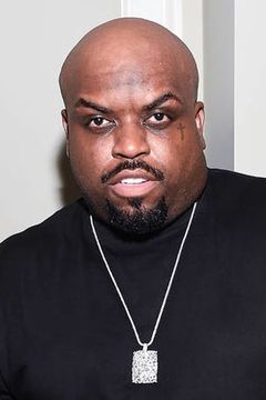 Cee Lo Green interpreta Troublegum