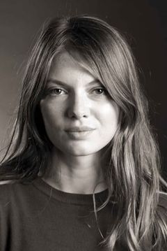 Ambre Pietri interpreta Sacha Kapelian