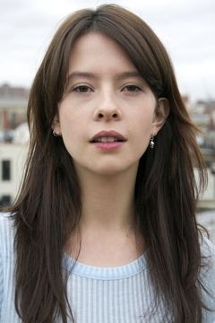 Jessamine-Bliss Bell interpreta Jenny