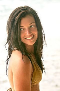 Parvati Shallow interpreta Herself