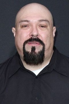 Anthony'Citric' Campos interpreta Secretary of Defense
