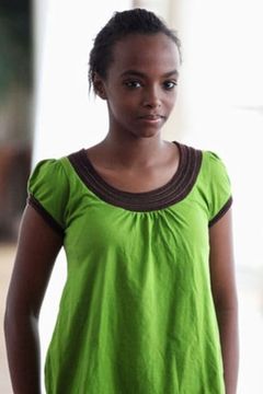 Soraya Omar-Scego interpreta Young Waris