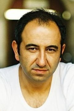 Hilmi Sözer interpreta Begović