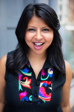 Reena Shah interpreta Doctor