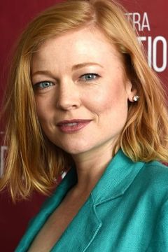 Sarah Snook interpreta Marian Marriott