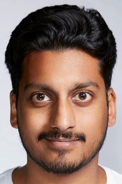 Ahir Shah interpreta Sundar Kumar