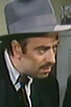 Enrico Chiappafreddo interpreta McIntosh's Partner