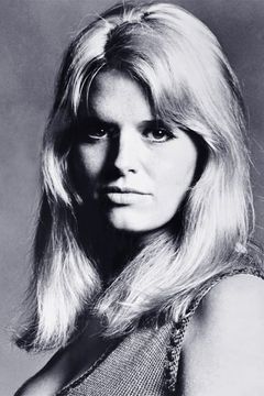 Carol White interpreta (uncredited)