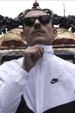 Noyz Narcos interpreta se stesso