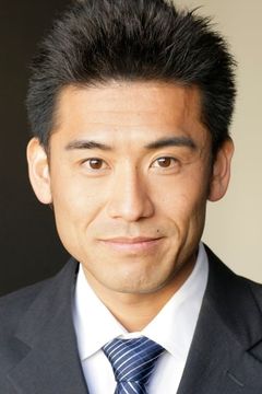 Yutaka Takeuchi interpreta Commander Hashimoto