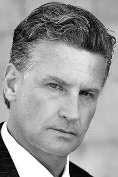 Mike Jerome Putnam interpreta On-air News Reporter