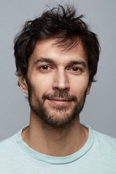 Cristóbal Suárez interpreta Luis Civantos