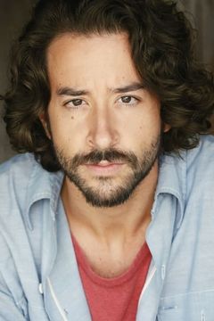 Yoshi Barrigas interpreta Philip