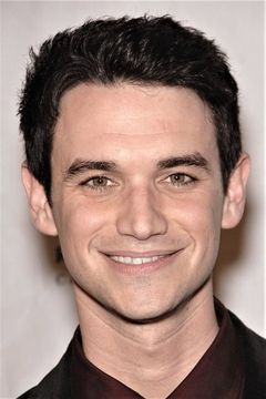 Brian Nolan interpreta Paparazzi