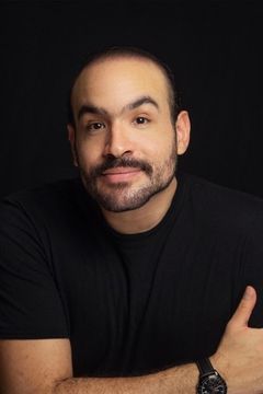 Roberto Thomas-Díaz interpreta Lorenzo