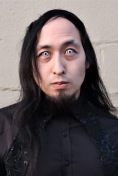Kodai Yamaguchi interpreta Jumanjian Villager (uncredited)