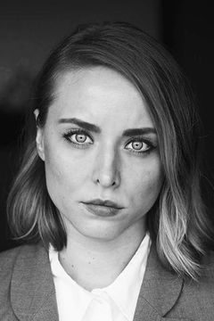 Cate Jones interpreta McGhee Tyson Soldier