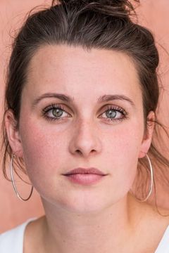 Molly McGlynn interpreta Maid Rose