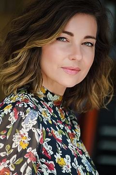 Shari Rigby interpreta Amy Harrison