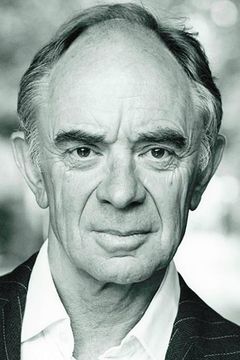 Robin Soans interpreta Arthur Bigge