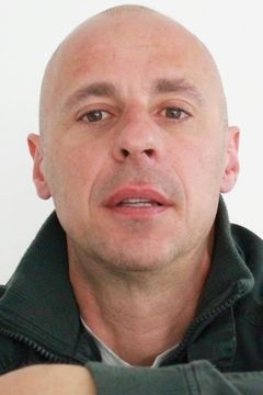 Christophe Roblin interpreta Un C.R.S.